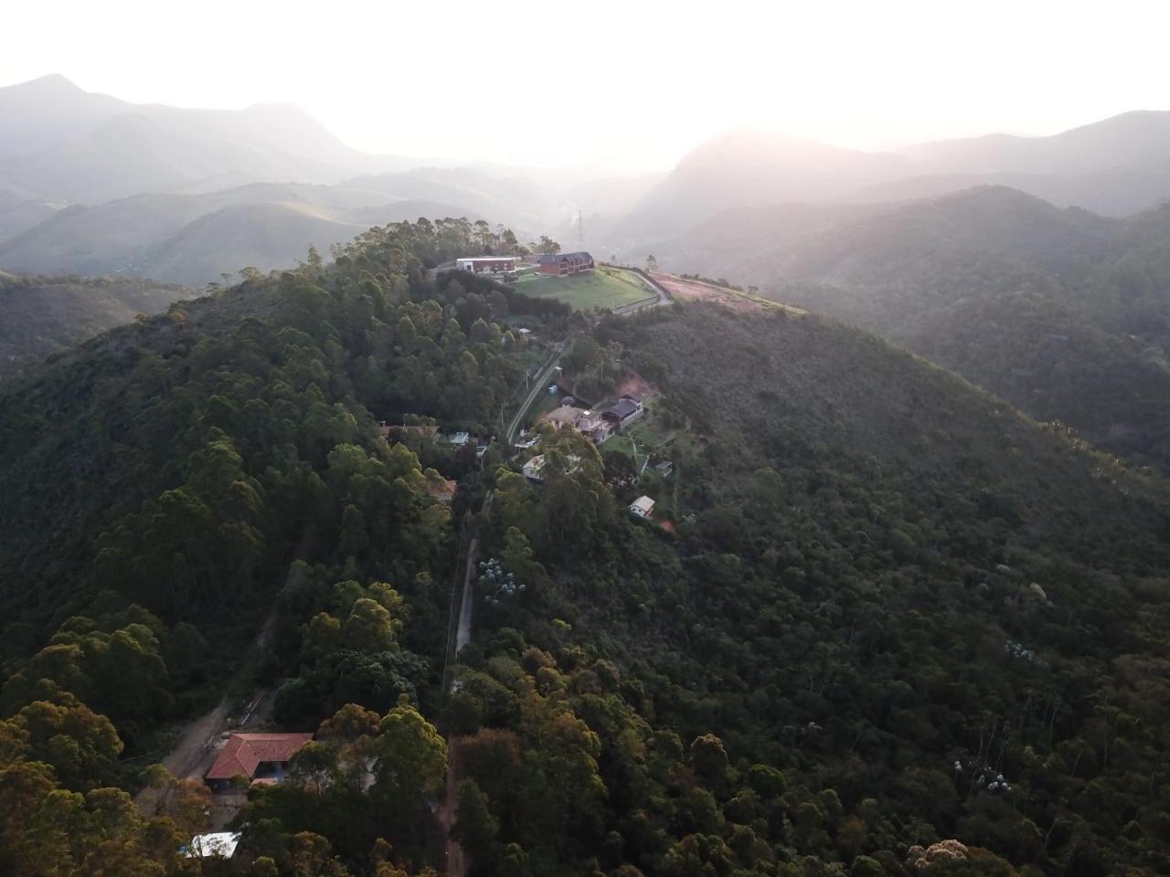 Pousada R.N.C. Nosso Paraiso เตเรซอโปลิส ภายนอก รูปภาพ