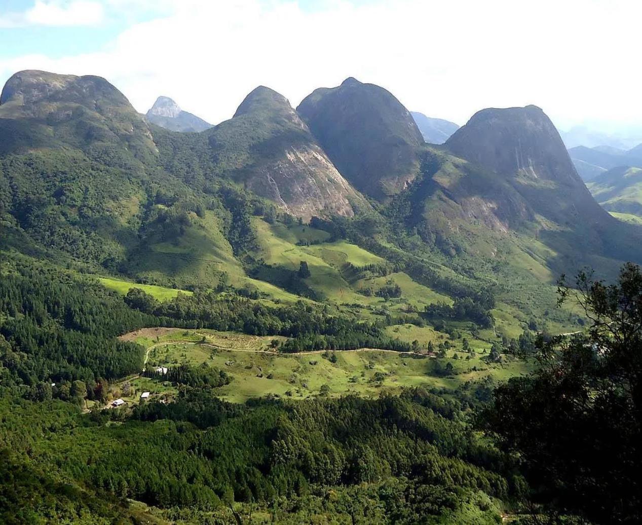 Pousada R.N.C. Nosso Paraiso เตเรซอโปลิส ภายนอก รูปภาพ